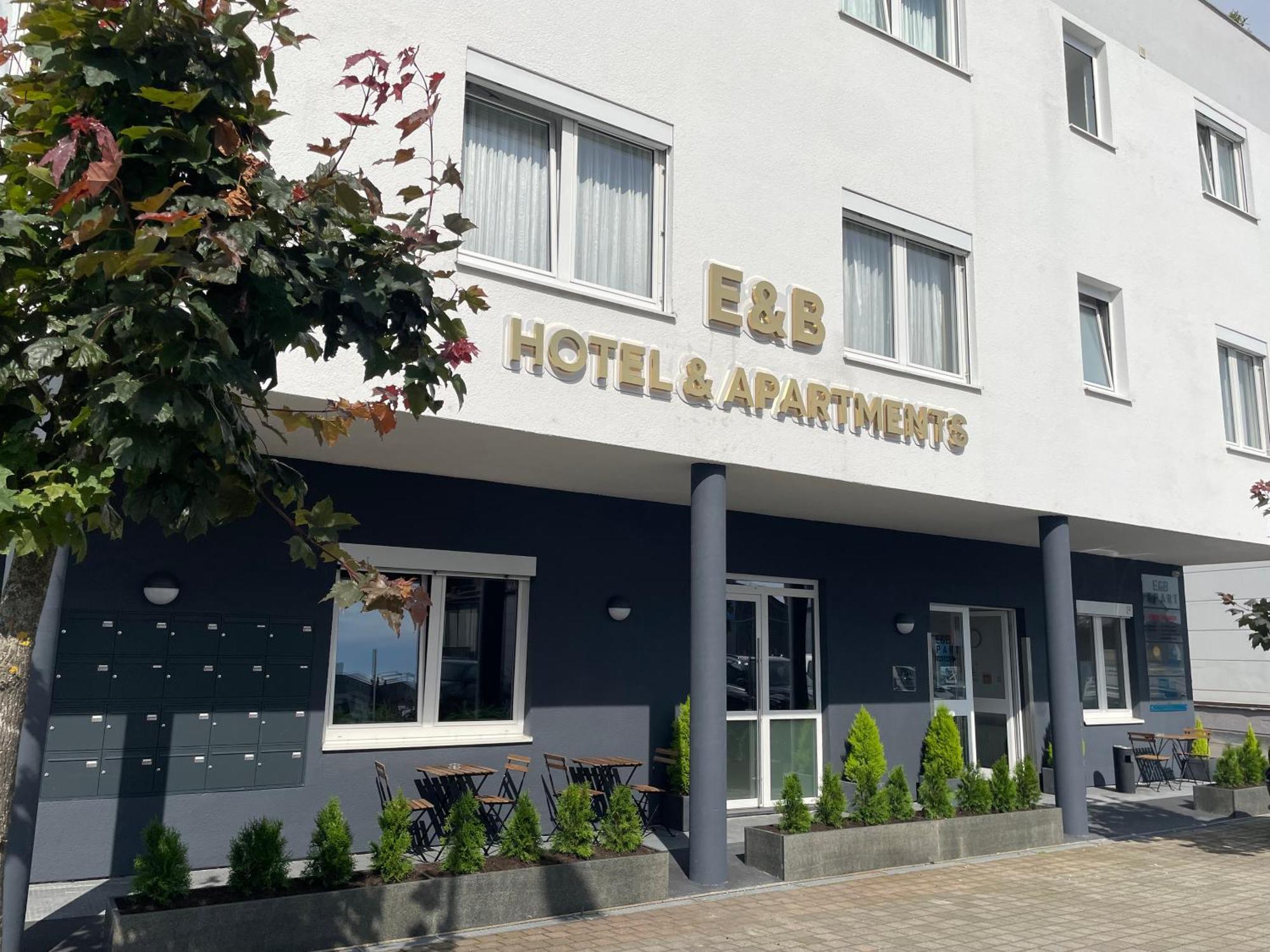 E&B Hotel Korb Bagian luar foto